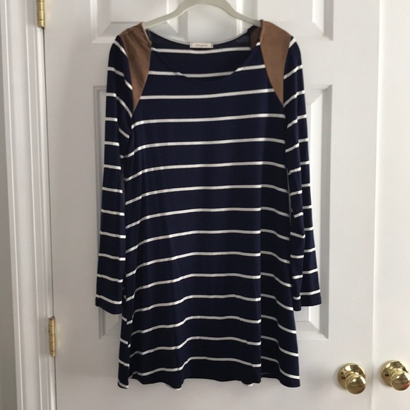 Mint Julep boutique striped dress w/ suede patches - Picture 4 of 7